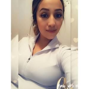 Meet your Posher, Tania